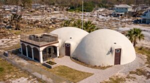 Casa em formato de domo resiste a furacão categoria 5 na Flórida