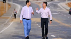 Prefeito David Almeida entrega nova via na zona Norte para mobilidade