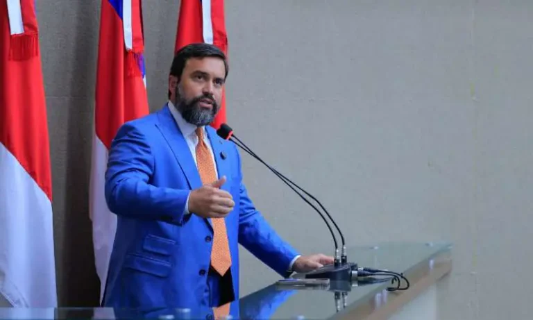 Dr. George Lins destaca lei que apoia familiares de dependentes