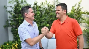Eleições 2026: David Almeida passa prefeitura para Renato Junior