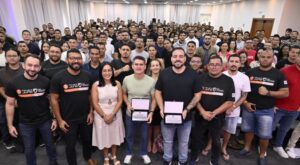 Prefeito David Almeida anuncia edital com 590 vagas para segurança