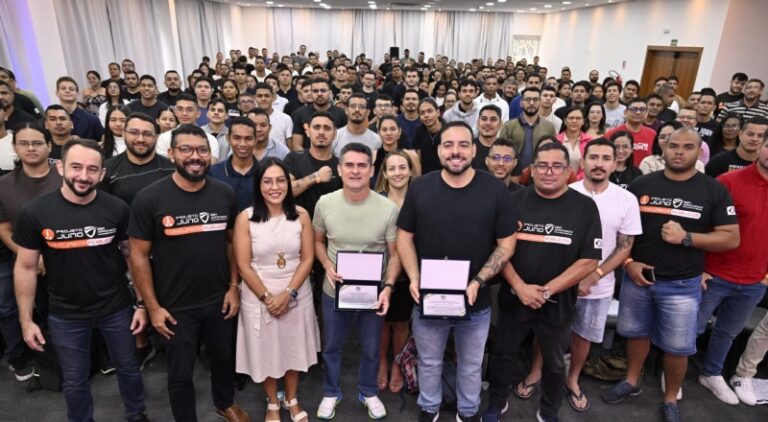 Prefeito David Almeida anuncia edital com 590 vagas para segurança