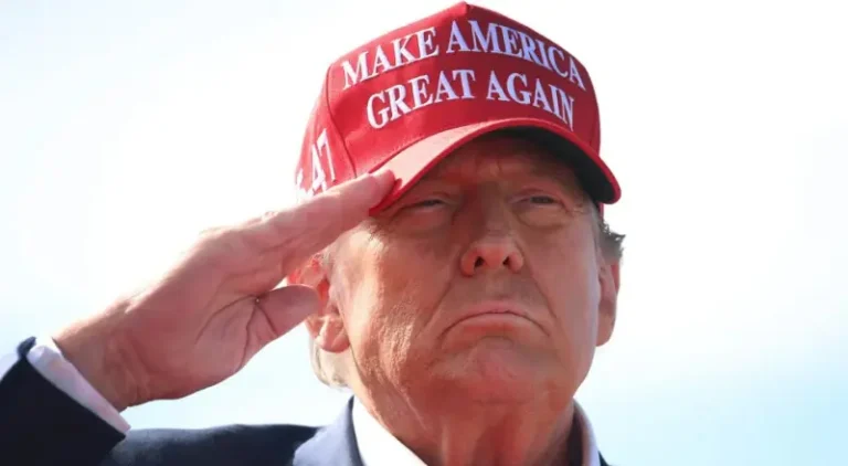 Trump confirma que enviará agentes do ICE para aumentar segurança aérea