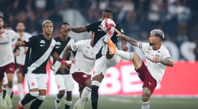 Vasco e Fluminense: Defina seu favorito na final do Carioca