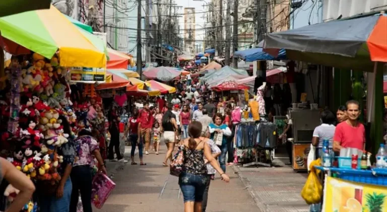 Comércio de Manaus altera horários na Sexta-feira Santa 2023