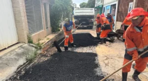 Prefeitura de Manaus leva asfalto novo ao bairro Raiz e melhora a mobilidade dos moradores