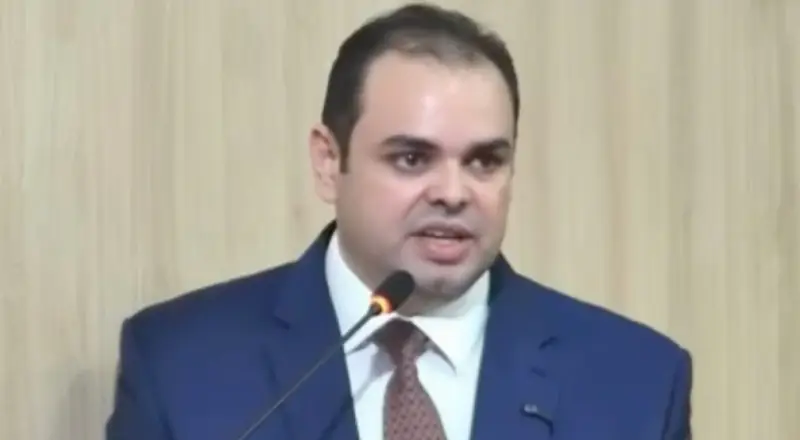 Ato falho: Roberto Cidade admite precariedade no interior do AM