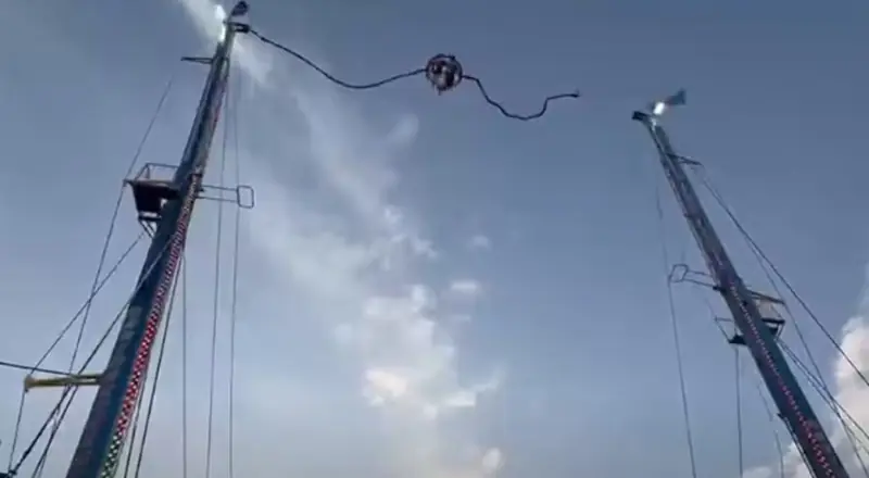 Veja momento em que cabo de brinquedo se rompe e causa ferimentos