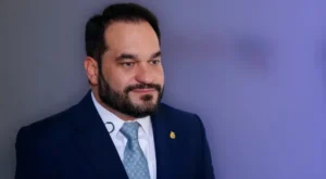 Justiça rejeita ação de Flávio Antony e garante OAB no Quinto