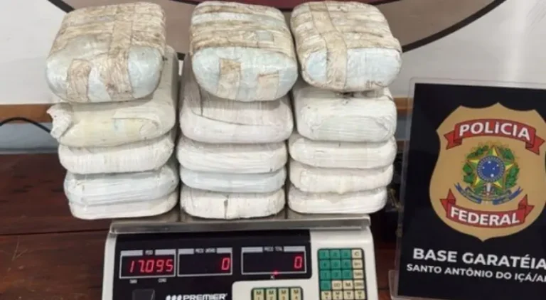 Polícia Federal apreende grande carga de drogas em embarcação