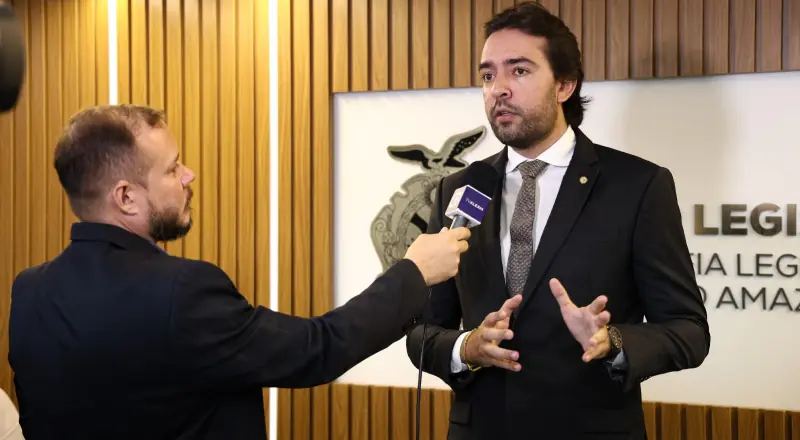 Lei de Thiago Abrahim apoia vítimas de acidentes no AM