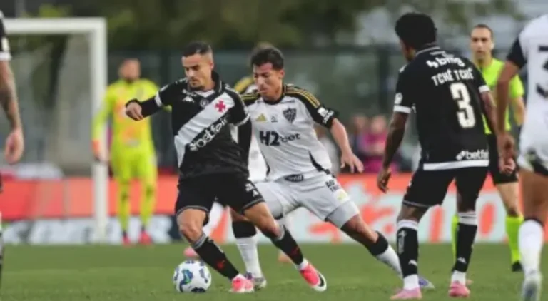 Vasco e Atlético-MG duelam pela 18ª rodada do Brasileirão com emoção