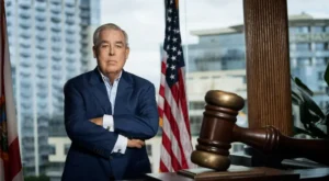 Além dos Republicanos e Democratas: 3 razões para um novo partido