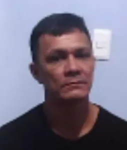 Foragido: homem acusado de abusar de menina de 11 anos em busca