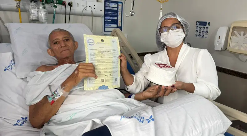 Paciente com câncer realiza emocionante cerimônia de casamento