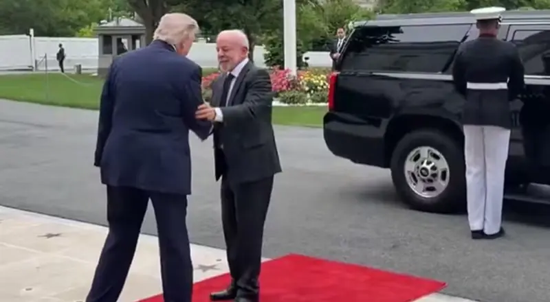 Lula chega à Casa Branca e discute parcerias com Trump