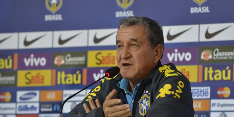 Técnico do Tetra, Parreira melhora na UTI e avança na recuperação