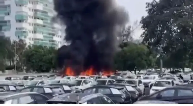 Cinco pessoas morrem após helicópteros despencarem e incêndio devastador