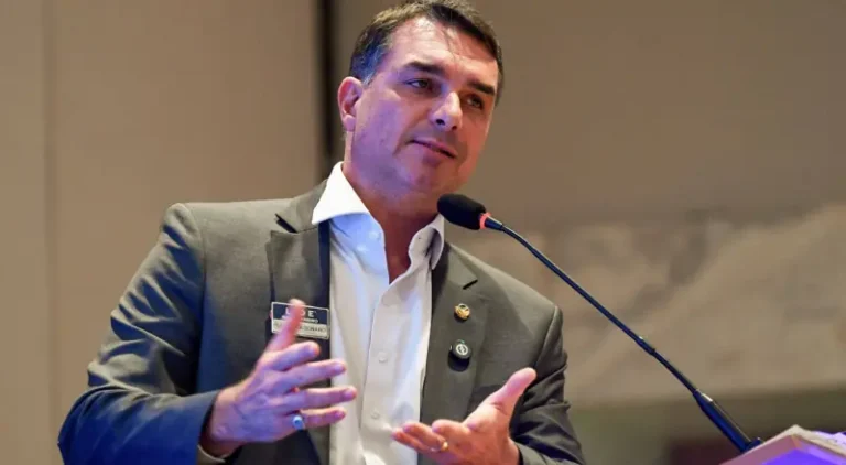 Operação contra produtora de ‘Dark Horse’ não tem relação com o filme