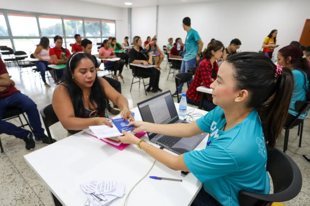 Sine Manaus oferece 648 vagas de emprego nesta quinta-feira