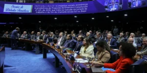 Empresários se mobilizam para barrar a PEC 6×1 no Senado e proteger interesses