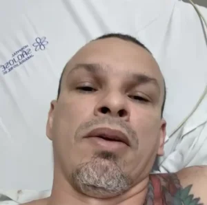 Imagens fortíssimas: Fausto Cecílio é esfaqueado ao defender família