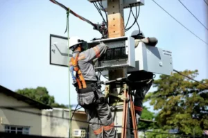 Manutenção programada deixa sete bairros de Manaus sem energia hoje