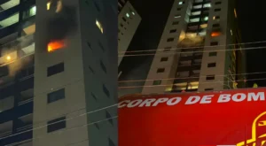 Incêndio atinge apartamento no condomínio de Ilhas Gregas, alerta importante sobre segurança
