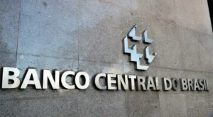 Governo autoriza concursos da Receita Federal e Banco Central