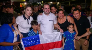 Em ato na Zona Leste, Roberto Cidade busca reeleição para Amazonas