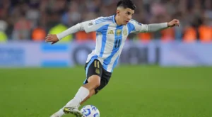 Flamengo avança nas negociações e garante Thiago Almada reforço