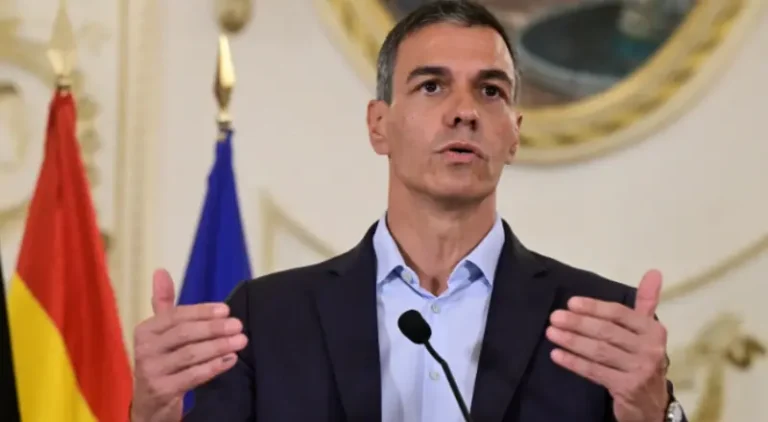 Espanha dá ultimato à Itália sobre controles de viajantes