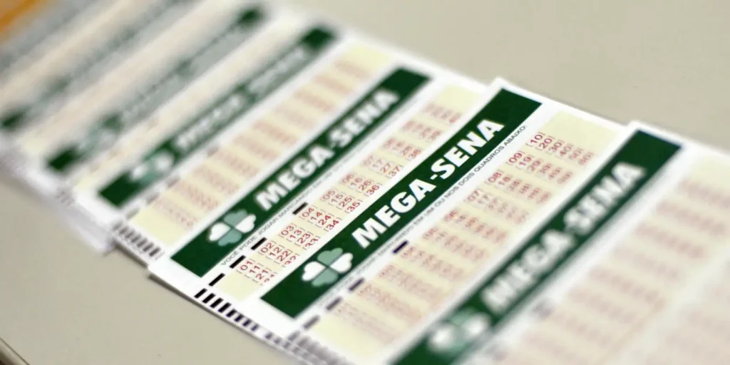 R$57 milhões: Mega-Sena sorteia prêmio milionário hoje