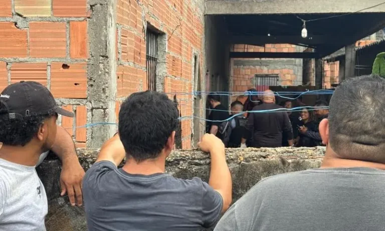 Mulher é morta a tiros dentro de kitnet na zona Norte de Manaus