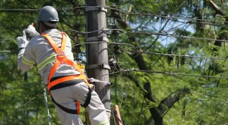 Cinco bairros de Manaus ficam sem energia neste domingo; saiba mais