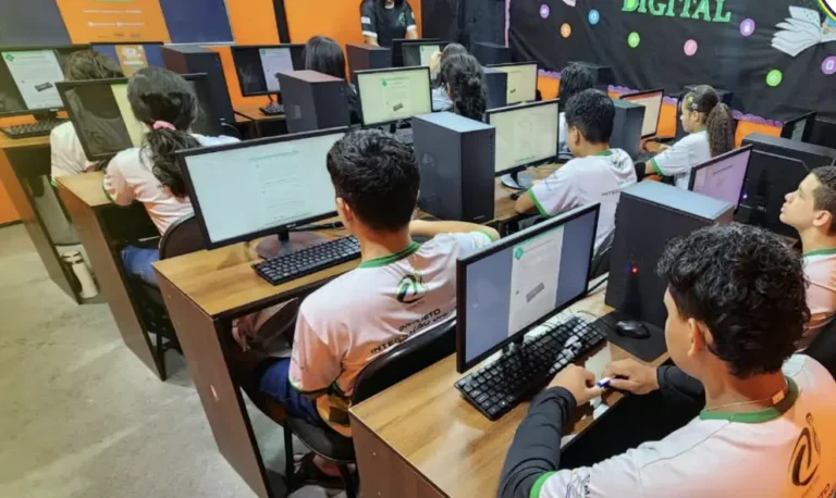 Curso gratuito de informática oferece 100 vagas para jovens interessados
