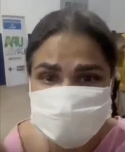 Mulher se desespera ao ver o irmão m0rrer na UPA em desespero