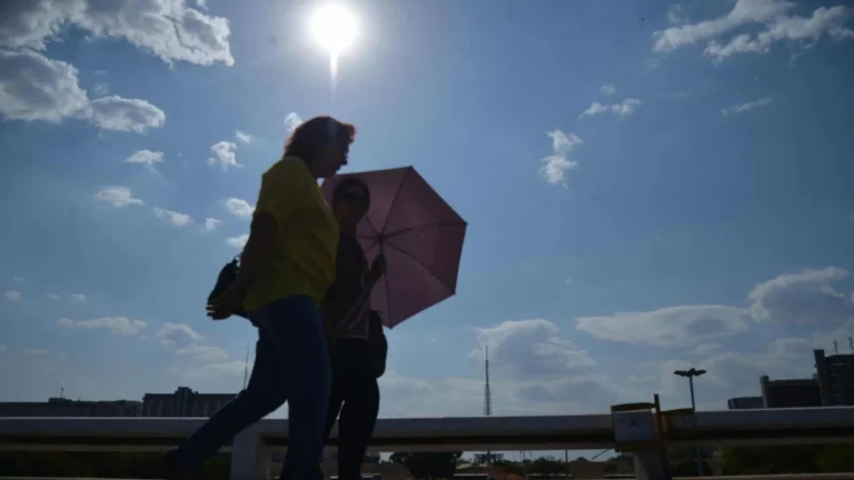 Manaus terá sexta-feira de muito calor e chuvas à vista
