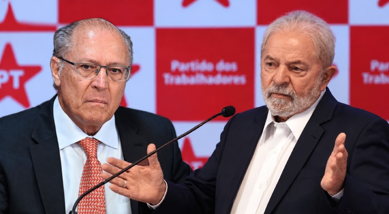 Desespero: ala da esquerda pede que Lula ceda espaço a Alckmin