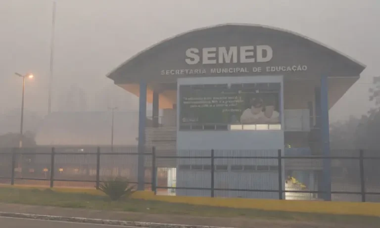 Fumaça não dá trégua: aulas em Manaus seguem suspensas hoje